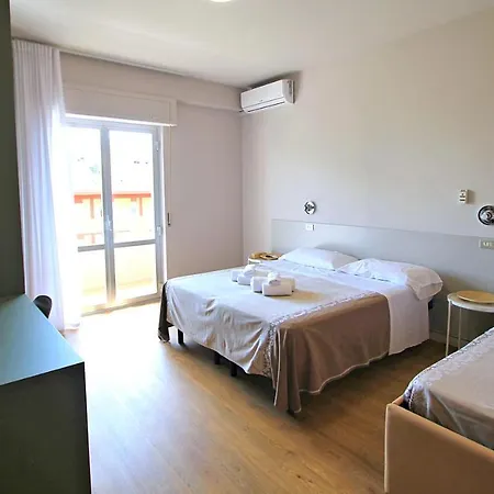Pineta 3* Σαν Μπενεντέτο ντελ Τρόντο
