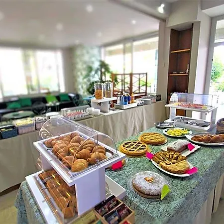 Pineta Hotel 3*